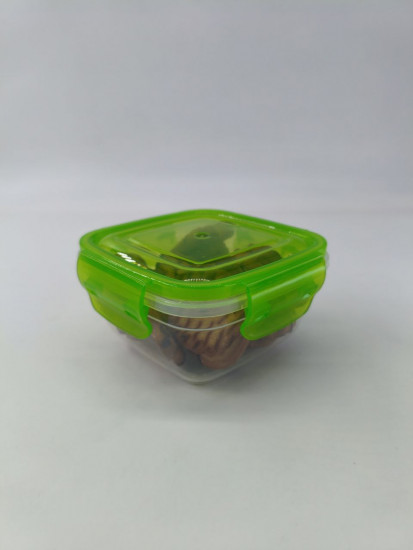 Контейнер квадратный с крышкой