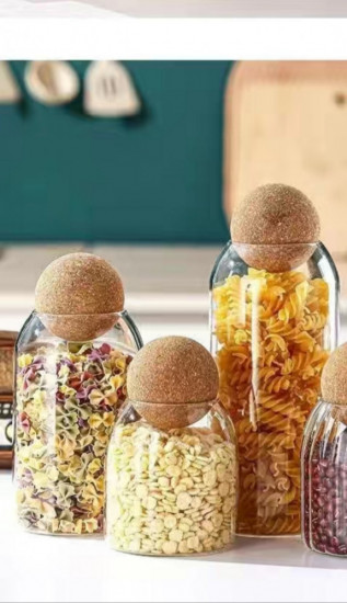 Набор стеклянных банок для хранения сыпучих продуктов