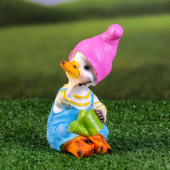 Садовая фигура из полистоуна «Утёнок с лейкой»