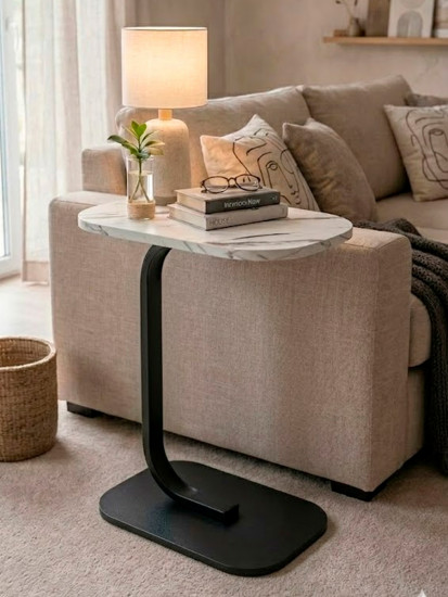 Столик приставной