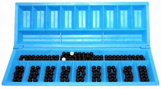 Настольная игра «Тогыз Кумалак»