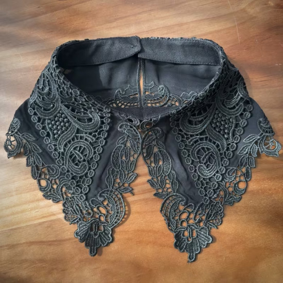 Кружевной съемный воротник