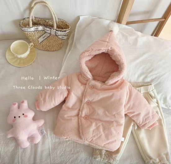 Куртка с капюшоном для девочки