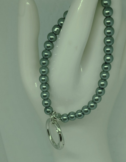 Шнурок-сотуар для смартфона с бусинами серого цвета