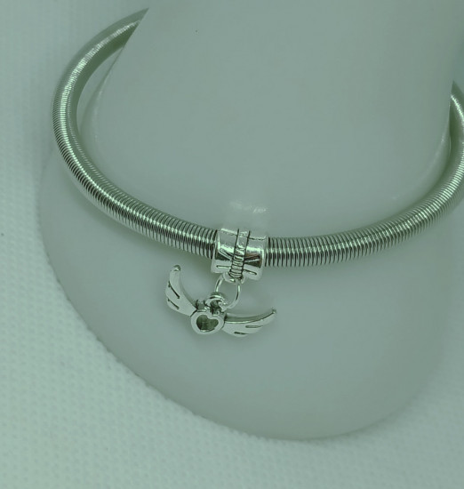 Женский браслет с подвеской «Крылья»