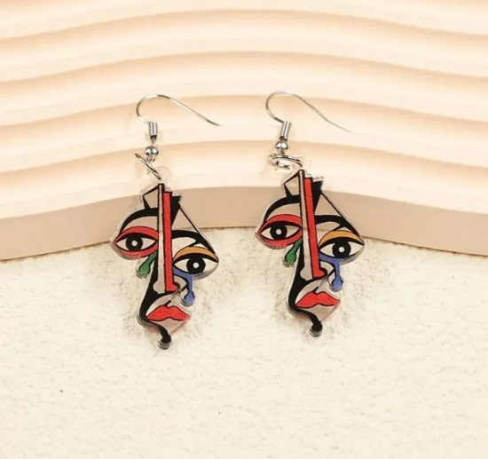 Серьги из акрила в стиле Пикассо