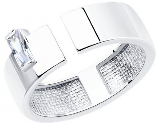 Кольцо из серебра с фианитом