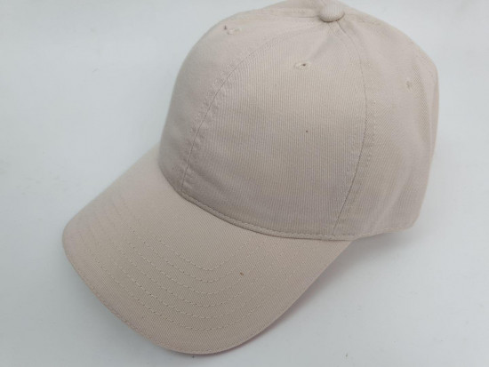 Бейсболка однотонная козырёк линия