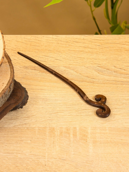 Шпилька для волос