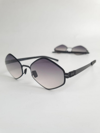 Очки солнцезащитные