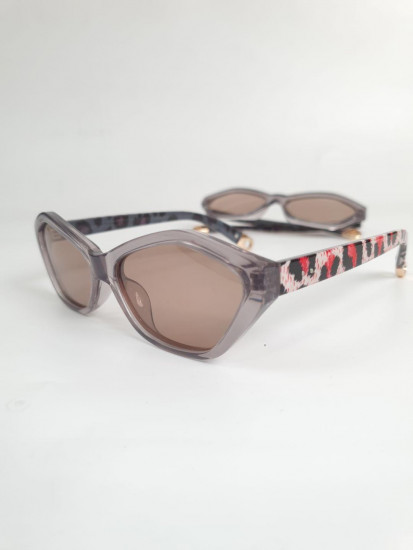 Очки солнцезащитные