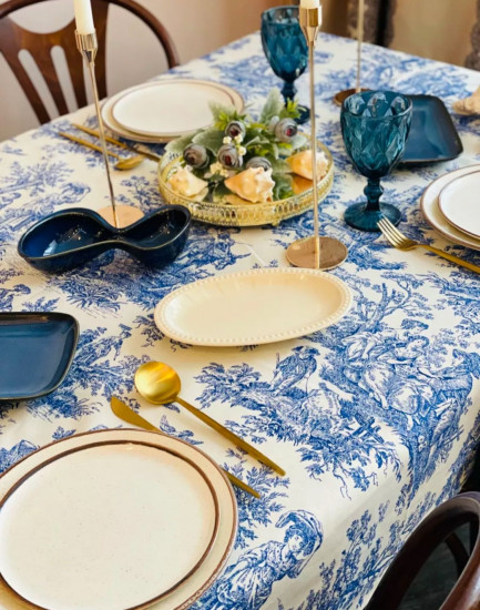 Скатерть в стиле «Toile de Jouy»