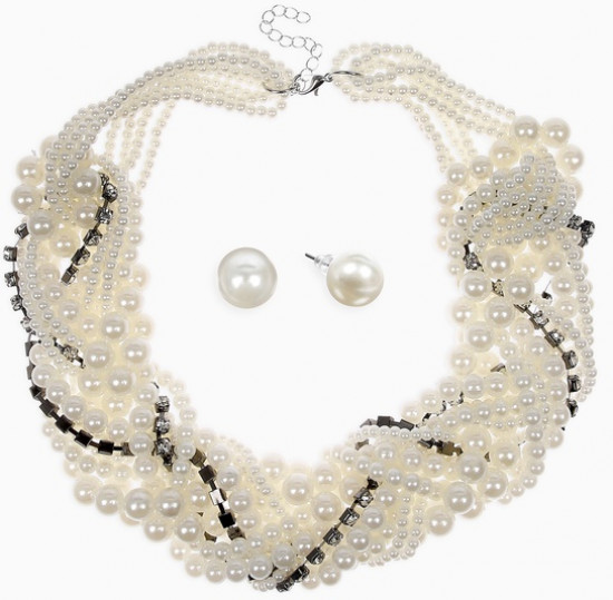 Комплект украшений «Жемчужный со стразами»