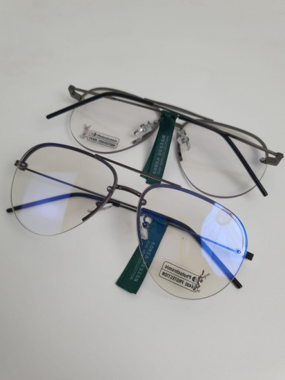 Очки солнцезащитные