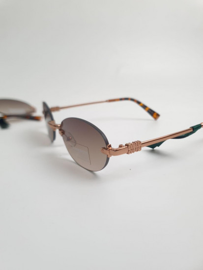 Очки солнцезащитные