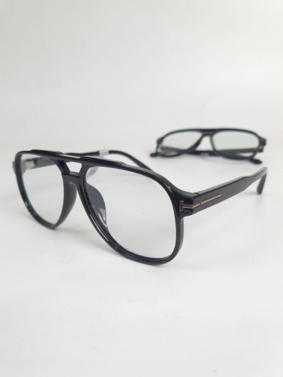 Очки солнцезащитные