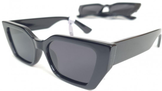 Очки солнцезащитные