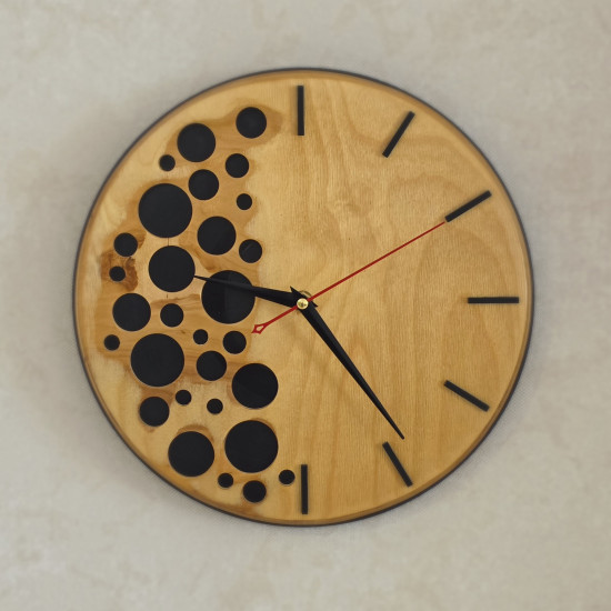 Часы ручной работы