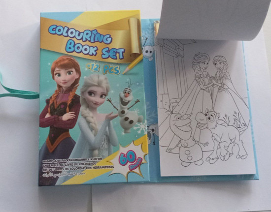 Набор для творчества и раскрашивания Colouring Book Set «Книга-раскраска Холодное сердце»