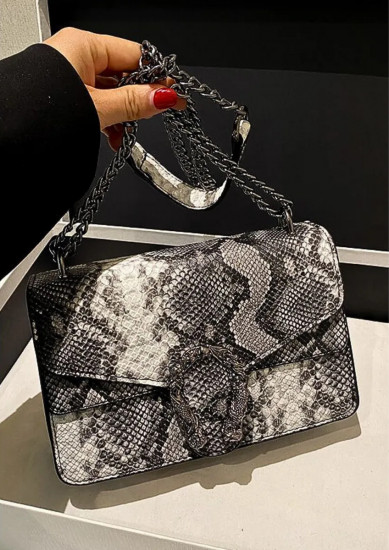 Женская сумка на плечо