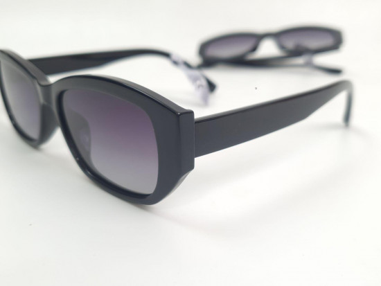 Очки солнцезащитные женские