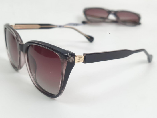 Очки солнцезащитные