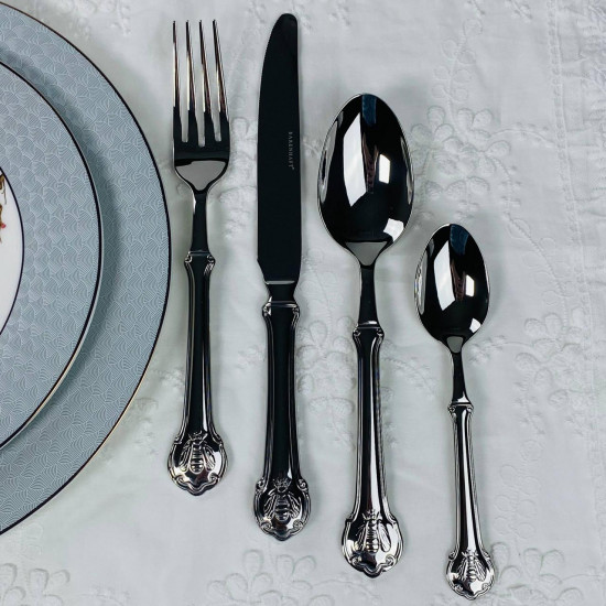 Набор столовых приборов