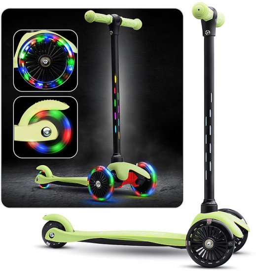 Самокат трёхколёсный