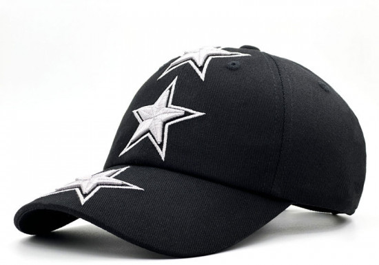 Бейсболка с вышивкой «Белая звезда»