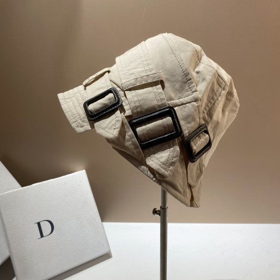 Панама с тремя ремнями