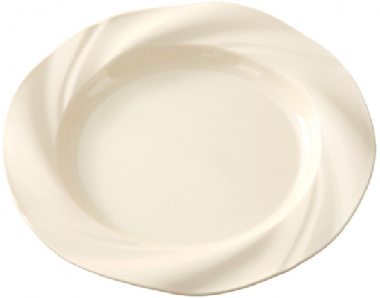 Набор пластиковых тарелок