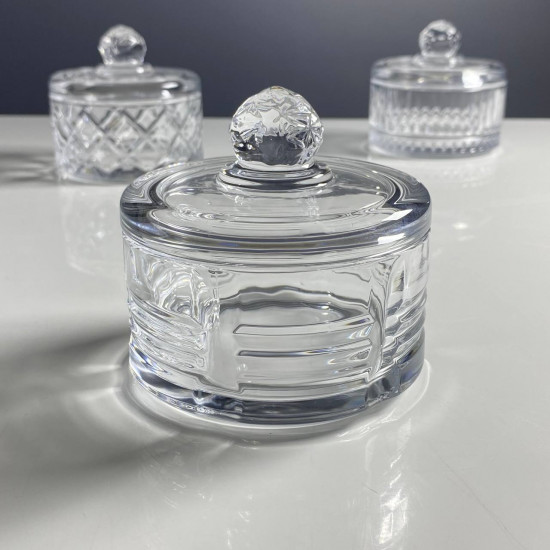 Сахарница с крышкой