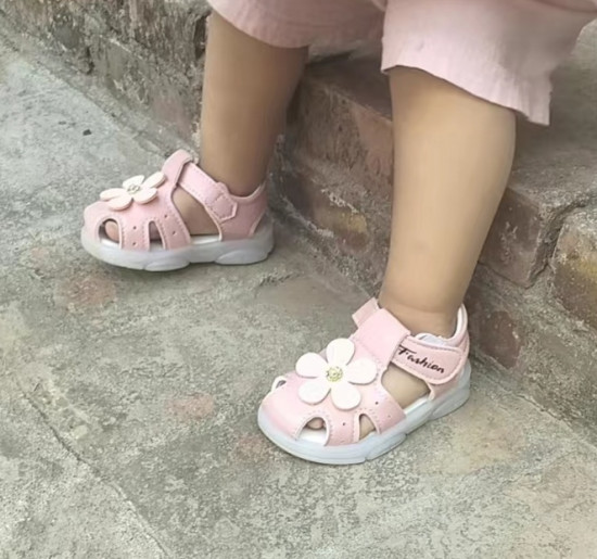 Сандалии для девочек 