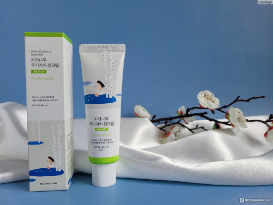 Санскрин с берёзовым соком Birch Juice Moisturizing Mild-Up Sunscreen SPF50+ PA++++