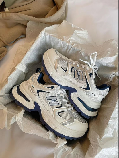 Женские кроссовки New Balance 530
