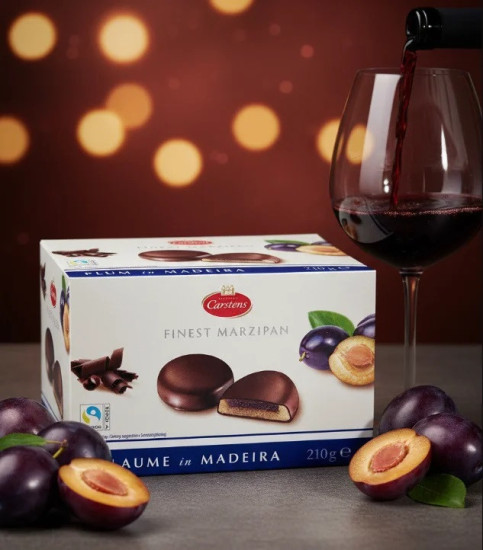 Марципан с ликёром Finest Marzipan Pflaume in Madeira 210 гр / Carstens