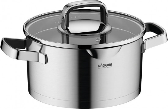 Кастрюля с крышкой