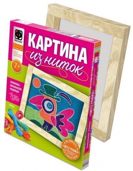 Картина из ниток «Птица»