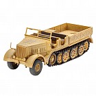 Сборная модель «Полугусеничного тягача Sd.Kfz. 9 FAMO»
