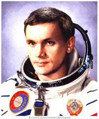 Великий космос. Знаменитые космонавты. 12 демонстрационных картинок с рассказом - Фото 5