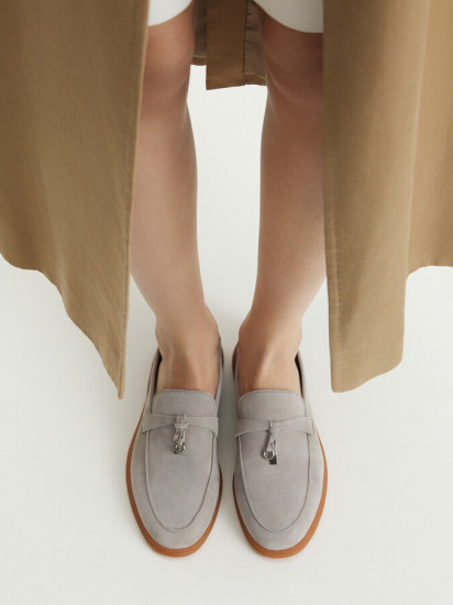 Лоферы женские