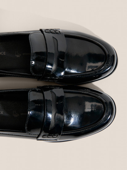 Лоферы женские