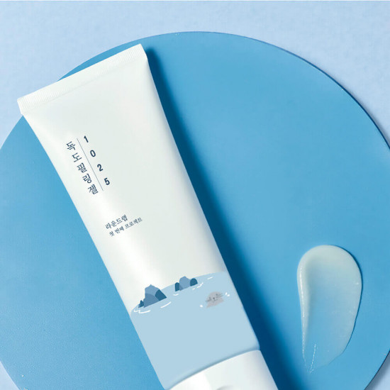 Пилинг-гель для лица «1025 Dokdo Peeling Gel»