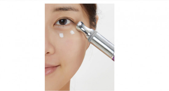 Массажный лифтинг-крем для век с микроиглами «Reedle Shot Lifting Eye Cream»