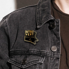 Значок-пин «Интроверт» - Фото 4