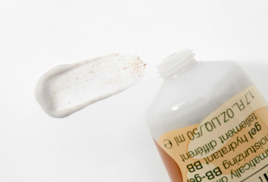 BB-гель для лица увлажняющий, корректирующий тон кожи «iD Dramatically Different Moisturizing BB-Gel»