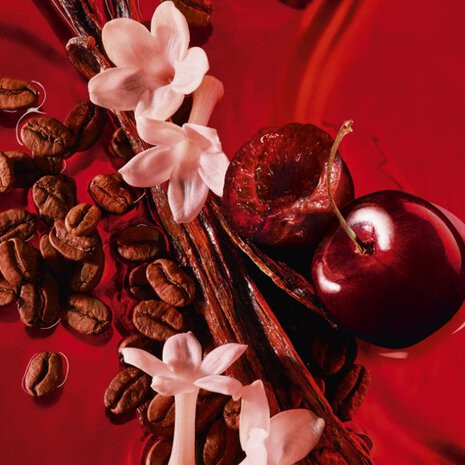Парфюмерная вода «Black Opium Over Red»
