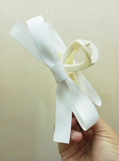 Заколка-краб с бантом для волос