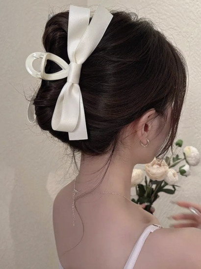 Заколка-краб с бантом для волос