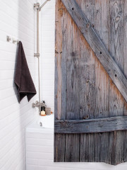 Штора для ванной с водоотталкивающей пропиткой «Деревянные ворота» - Фото 3